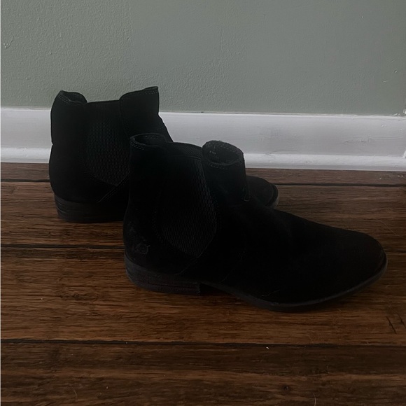 Born Boots (8.5) Ankle Length - Picture 5 of 6